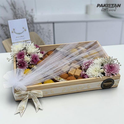 Mithai Tokra – 5KG Decorated Mixed Mithai Basket